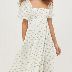 Hill House NWT collectors edition Organza Matilda Dress